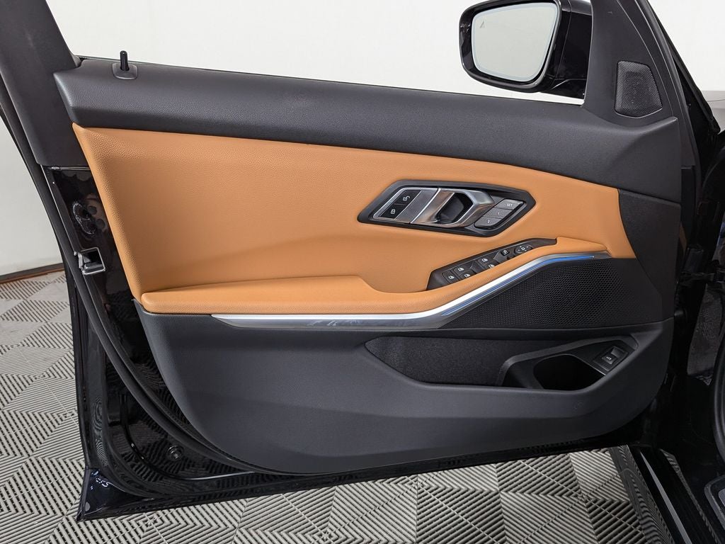 2023 BMW 3 Series 330i xDrive