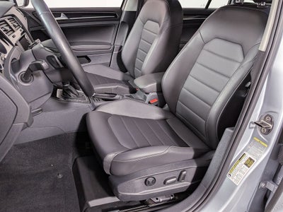 2015 Volkswagen Golf SportWagen S