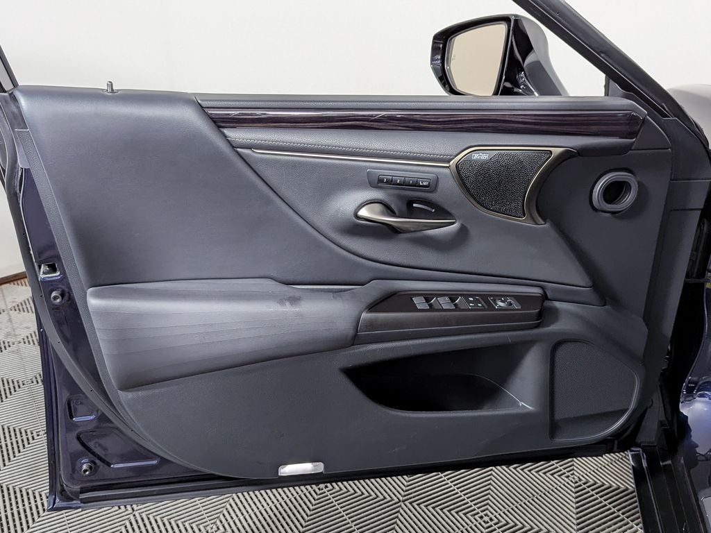 2019 Lexus ES 350 Ultra Luxury
