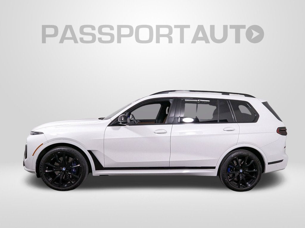 2024 BMW X7 M60i