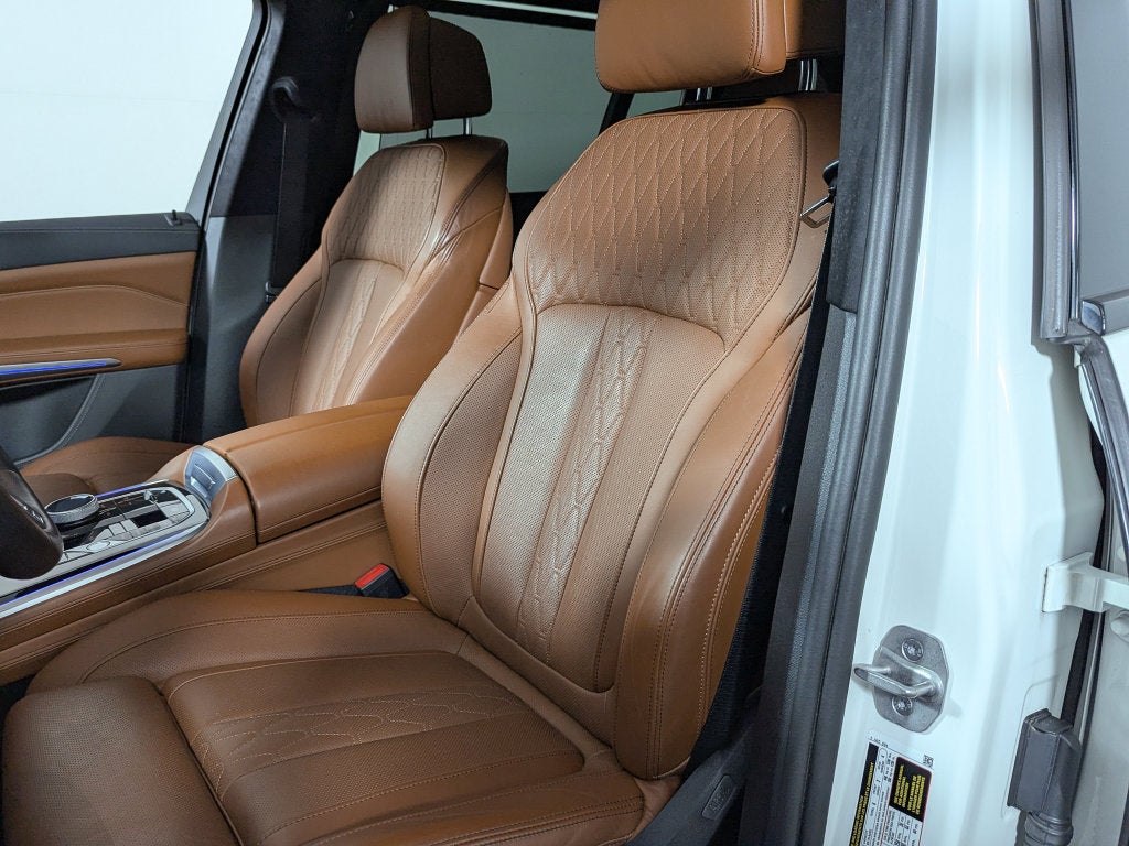 2024 BMW X7 M60i