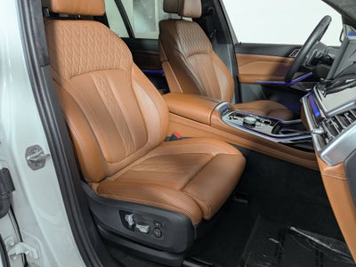 2024 BMW X7 M60i