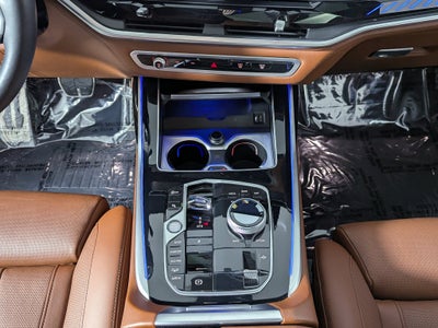 2024 BMW X7 M60i