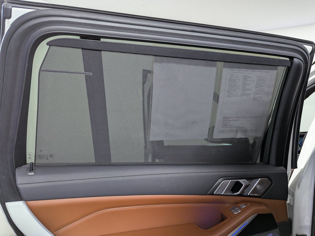 2024 BMW X7 M60i
