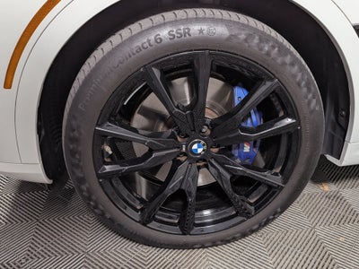 2024 BMW X7 M60i