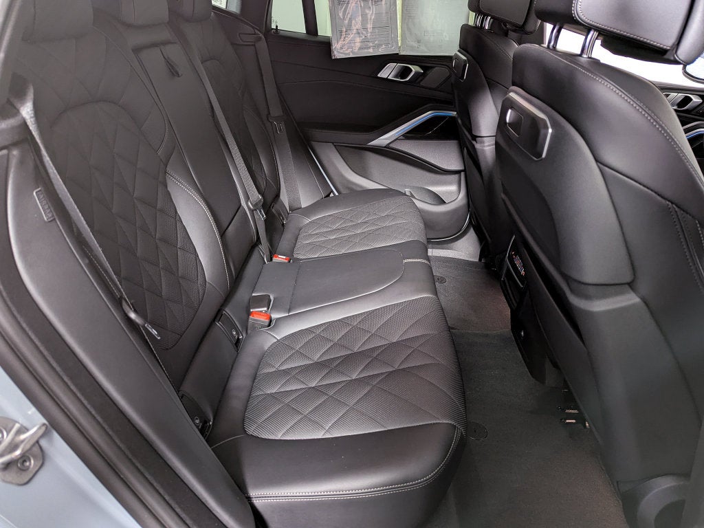 2024 BMW X6 xDrive40i