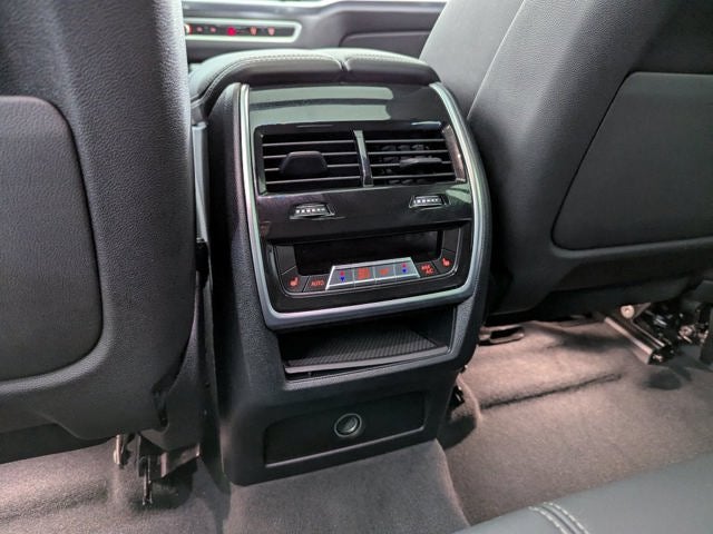 2024 BMW X6 xDrive40i