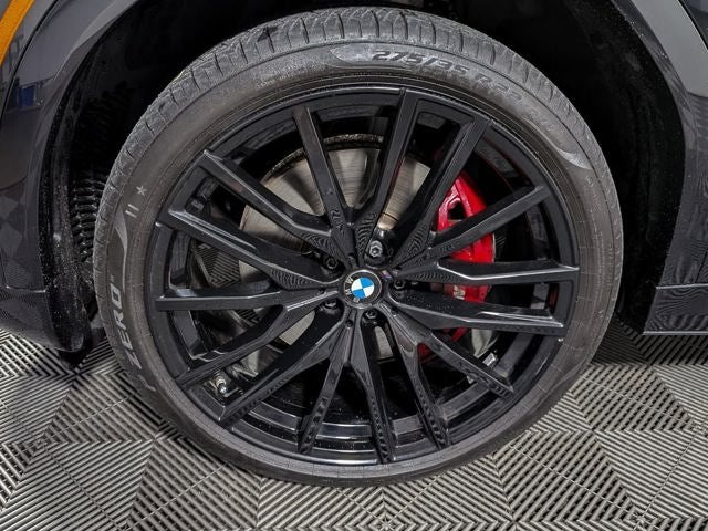 2025 BMW X6 xDrive40i