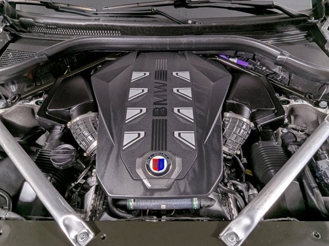 2026 BMW B7 ALPINA XB7