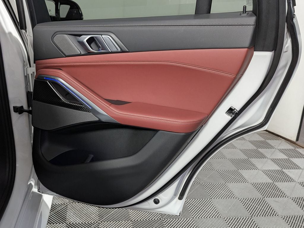 2026 BMW X6 M60i
