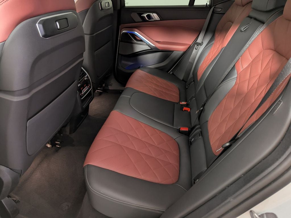 2026 BMW X6 M60i