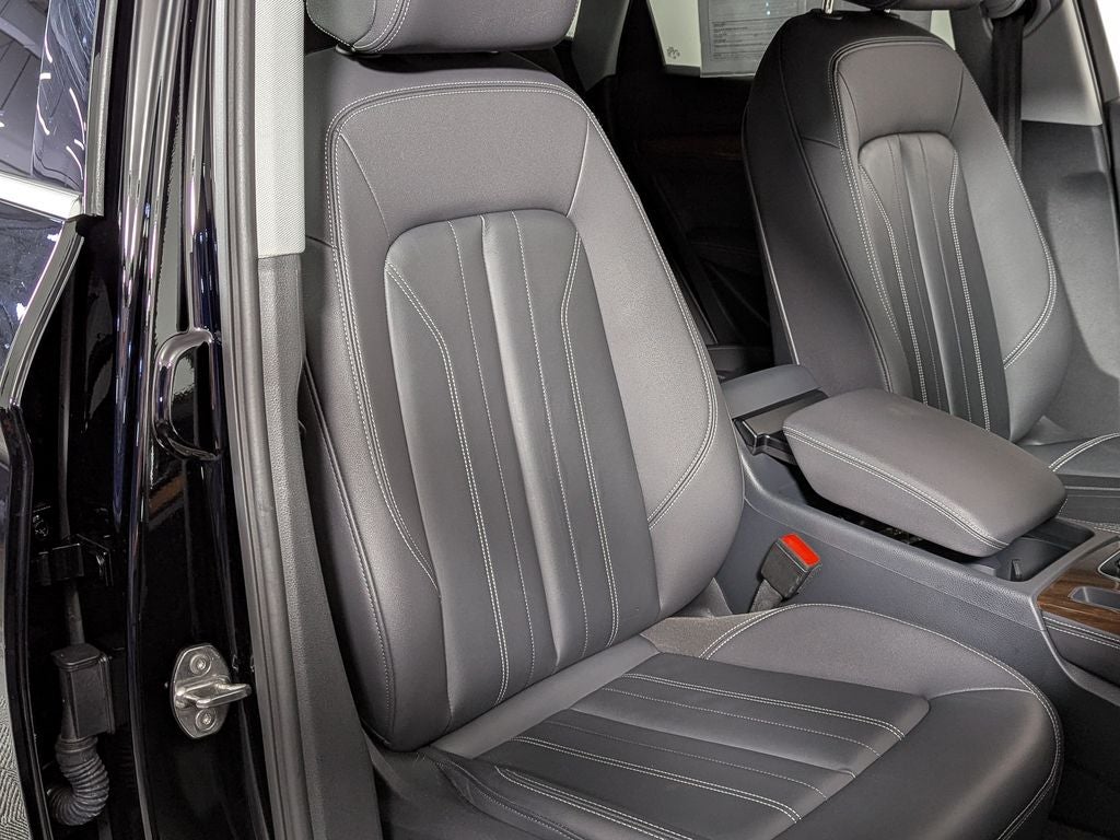 2023 Audi Q5 40 Premium Plus quattro