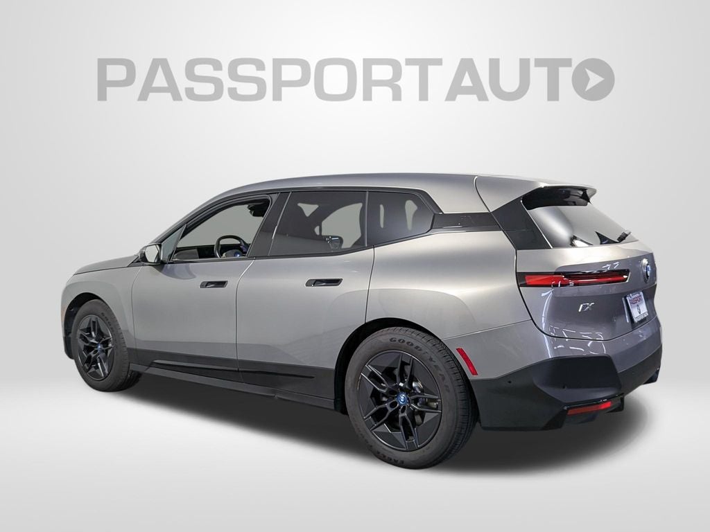 2025 BMW iX xDrive50