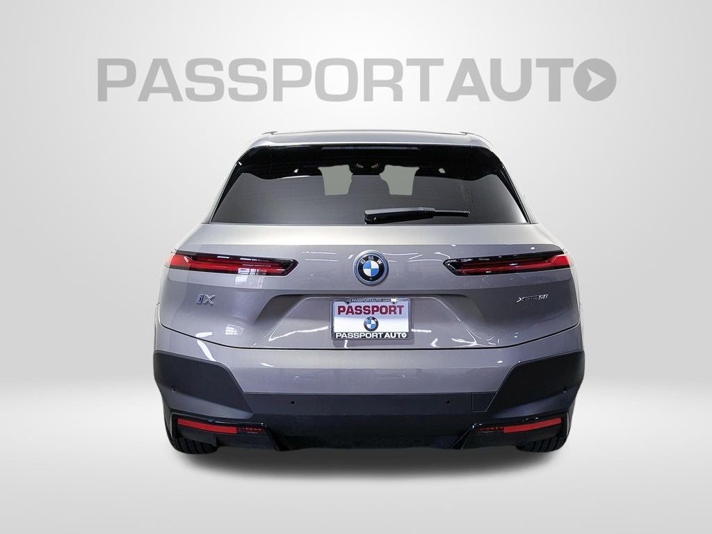 2025 BMW iX xDrive50