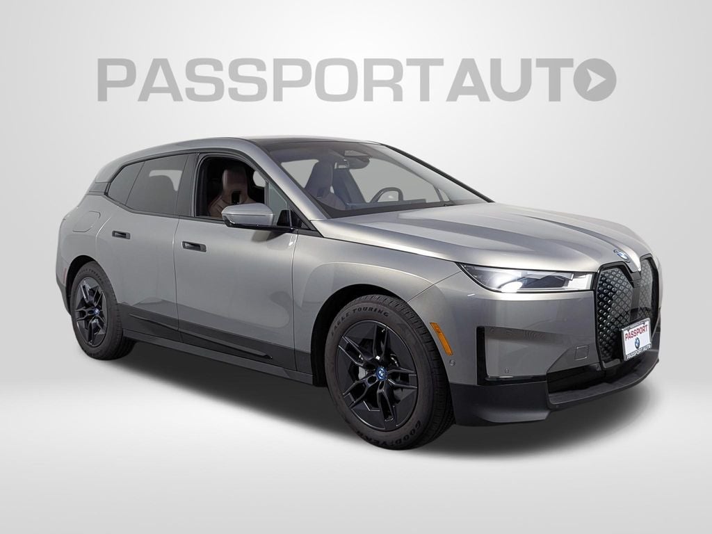 2025 BMW iX xDrive50