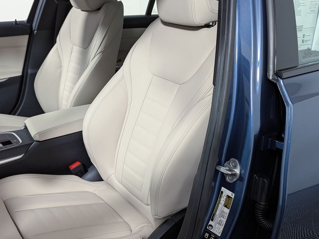 2026 BMW 330i xDrive 330i xDrive