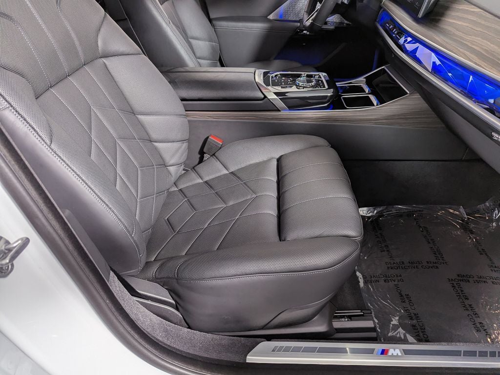 2024 BMW 760i 760i xDrive