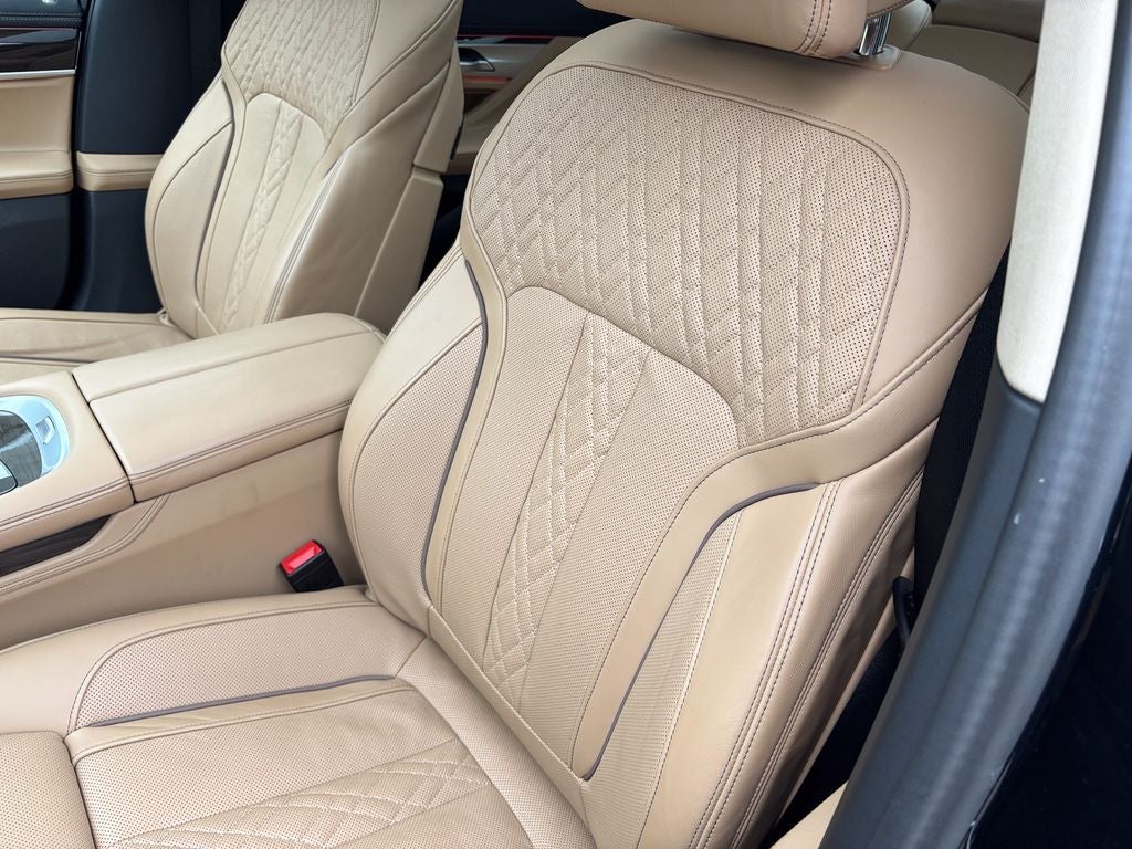 2022 BMW 750i 750i xDrive