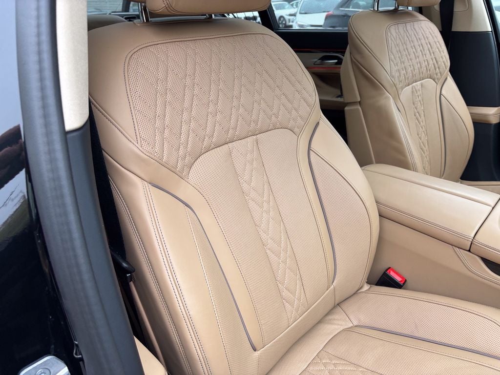 2022 BMW 750i 750i xDrive