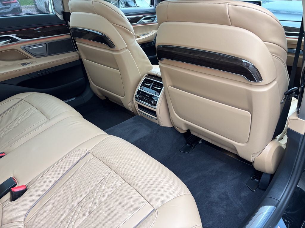 2022 BMW 750i 750i xDrive