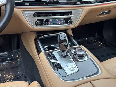 2022 BMW 750i 750i xDrive