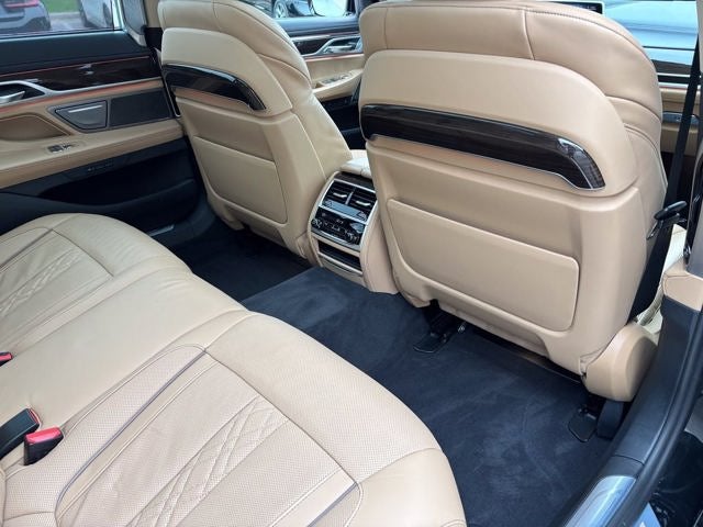 2022 BMW 750i 750i xDrive