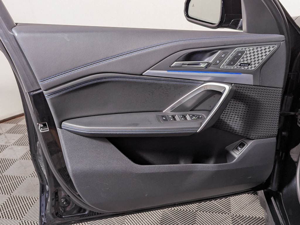 2025 BMW X1 M35i