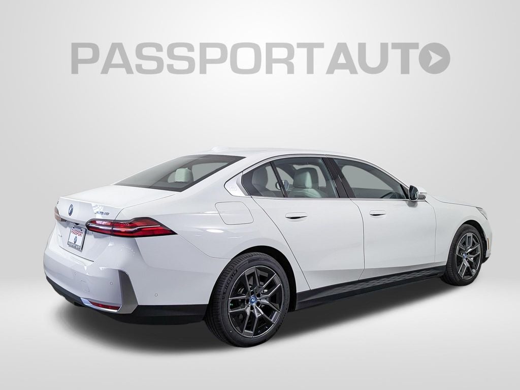 2025 BMW i5 xDrive40