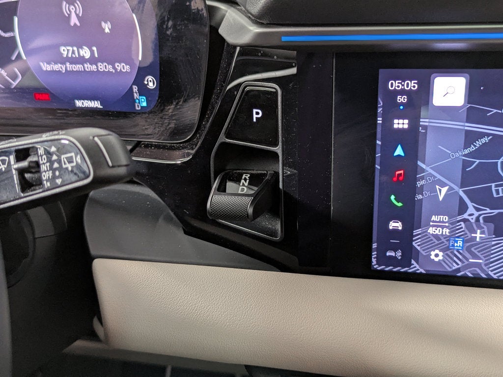 2025 Porsche Macan Electric 4