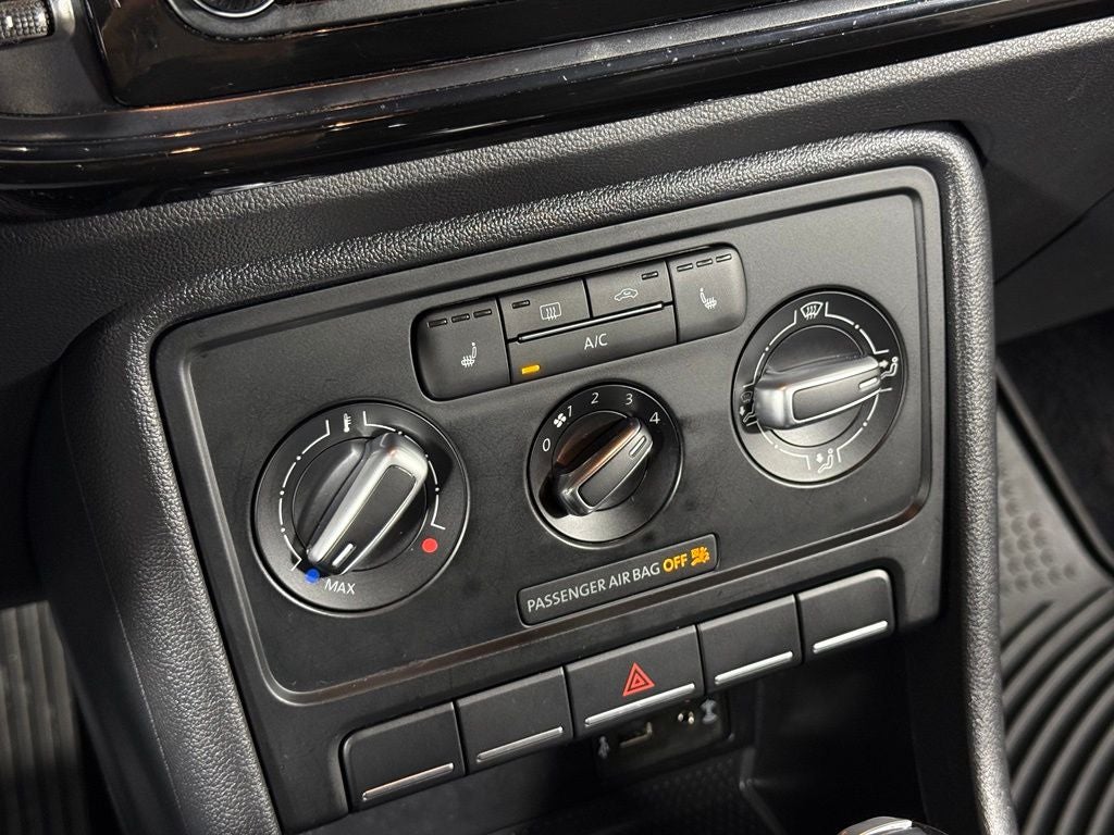 2018 Volkswagen Beetle 2.0T S