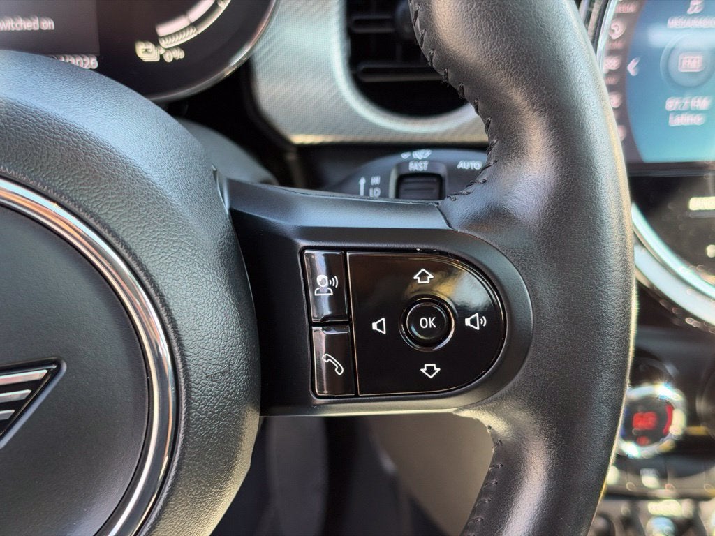 2024 MINI HARDTOP 2 DOOR Base