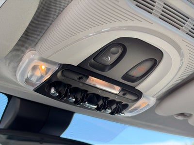 2024 MINI HARDTOP 2 DOOR Base