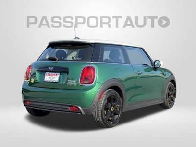 2024 MINI HARDTOP 2 DOOR Base