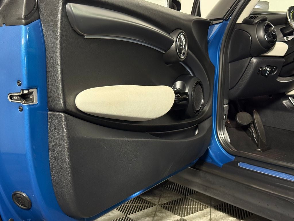 2024 MINI Cooper SE Electric Base