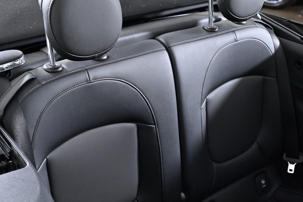 2017 MINI Cooper Base