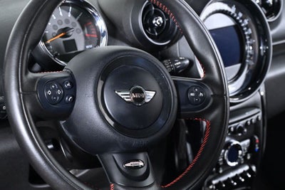 2016 MINI John Cooper Works Countryman Base