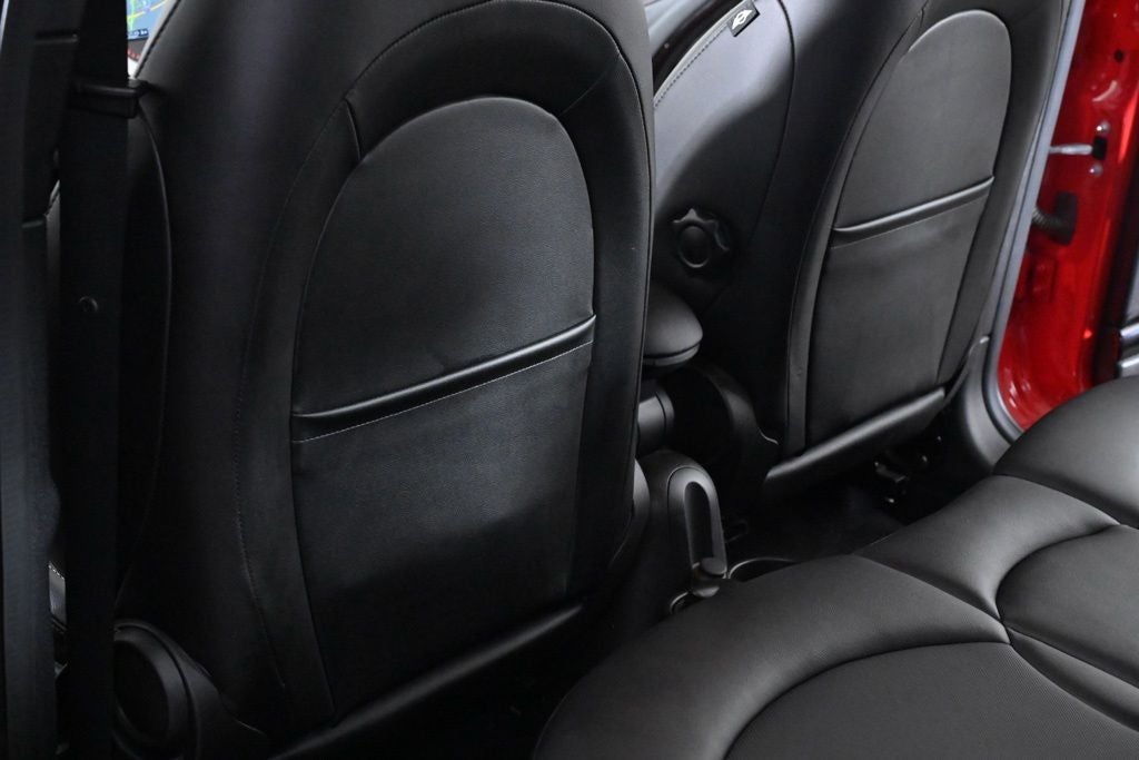 2016 MINI John Cooper Works Countryman Base