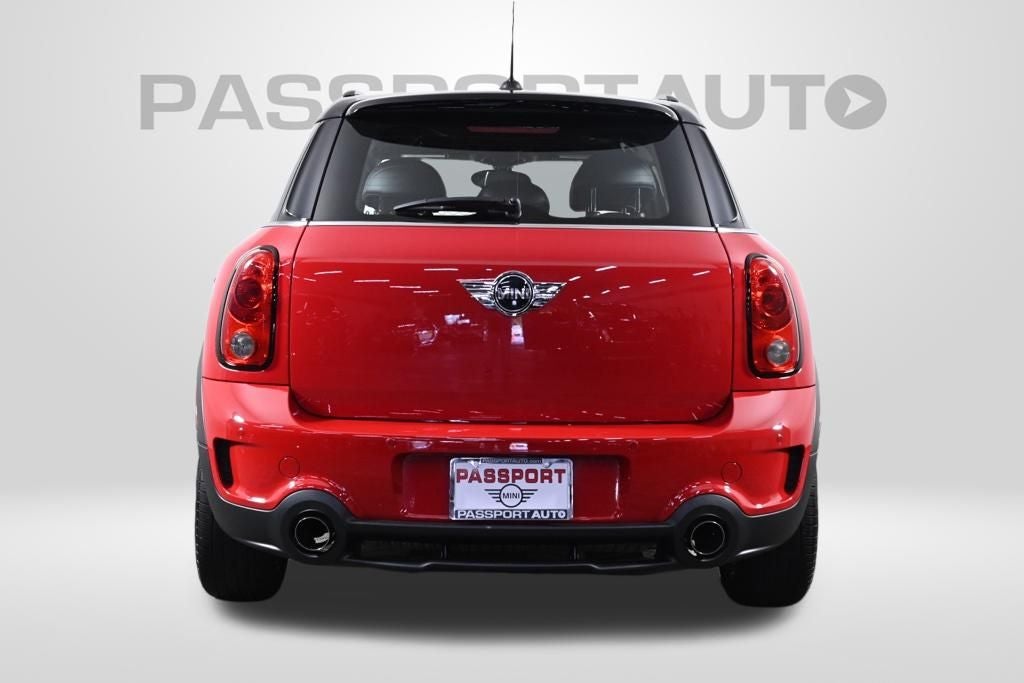 2016 MINI John Cooper Works Countryman Base