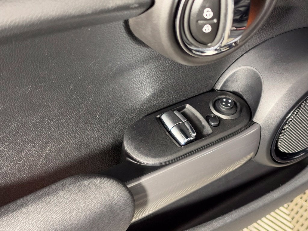 2014 MINI Cooper Base