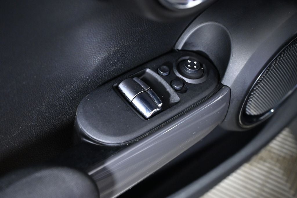 2015 MINI Cooper Base