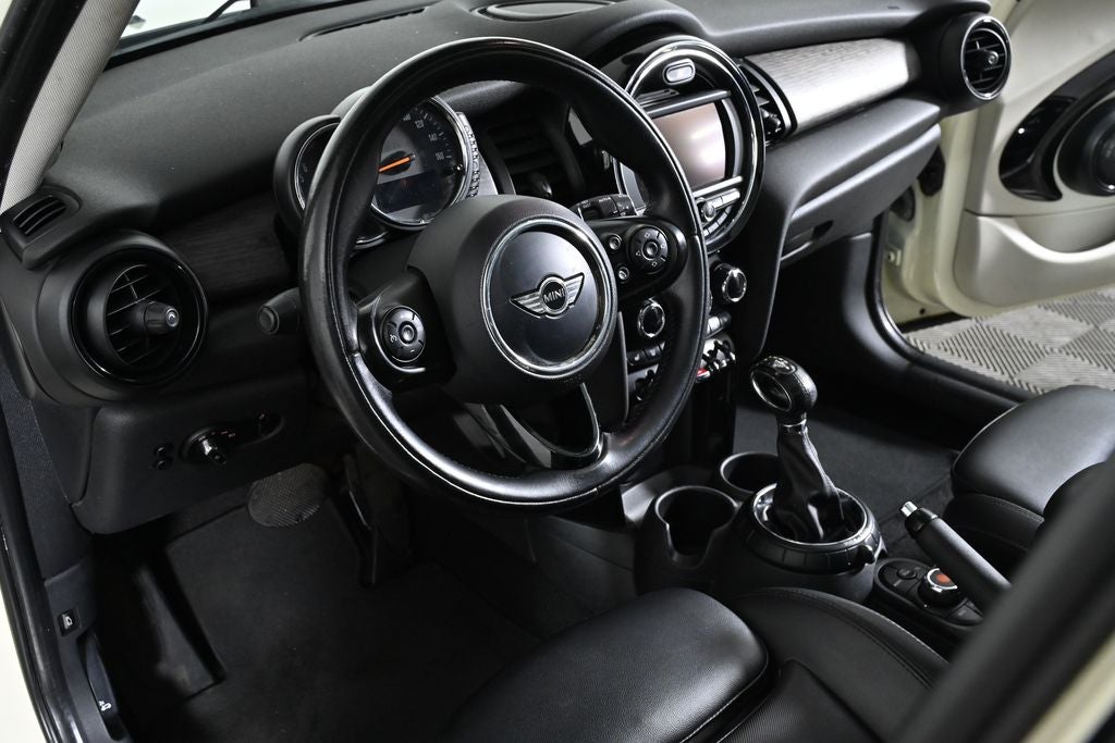 2015 MINI Cooper Base