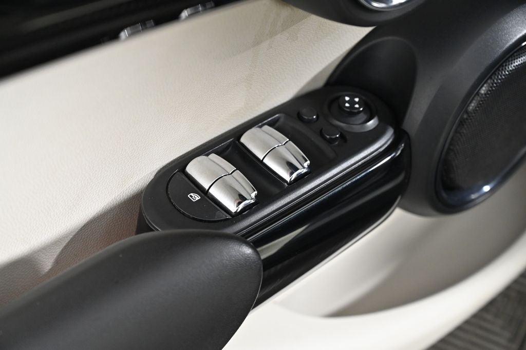2015 MINI Cooper Base