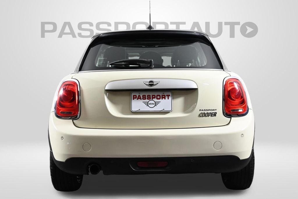 2015 MINI Cooper Base