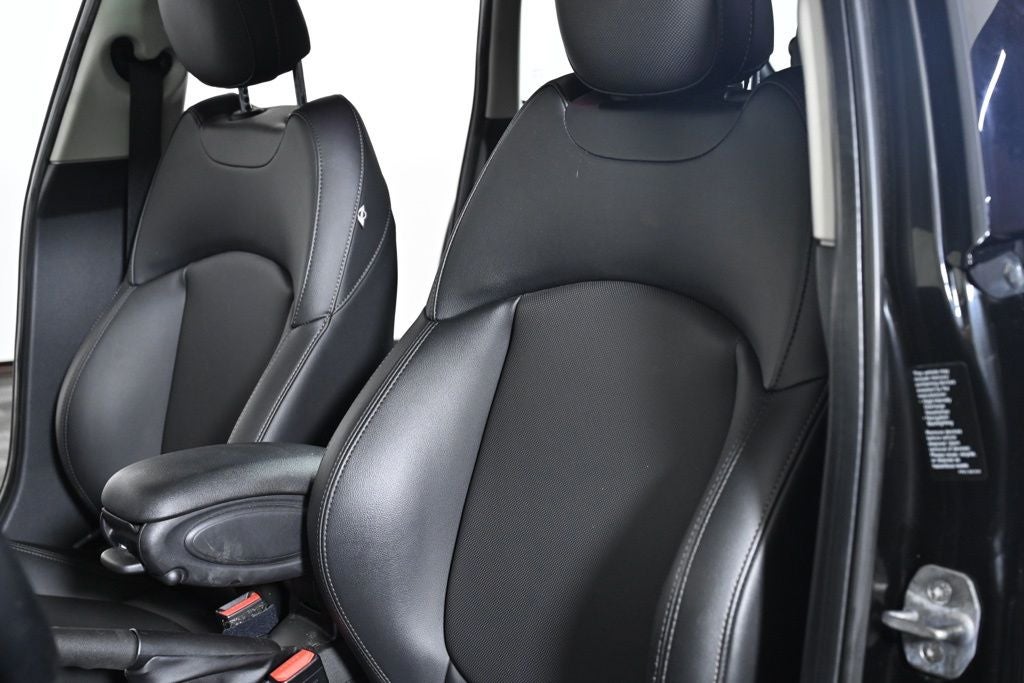 2015 MINI Cooper Base