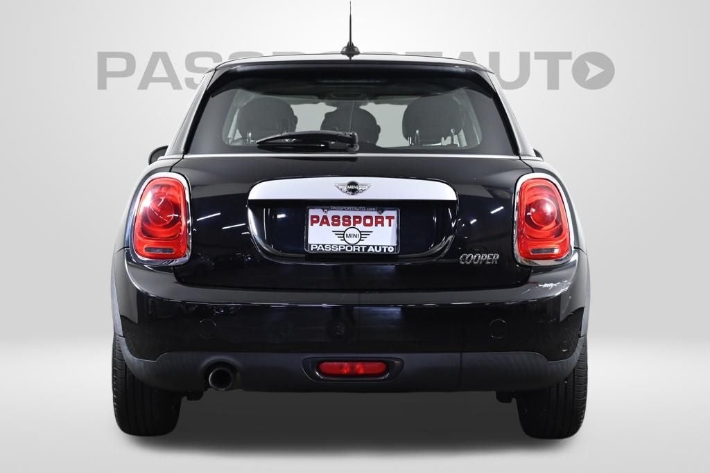 2015 MINI Cooper Base