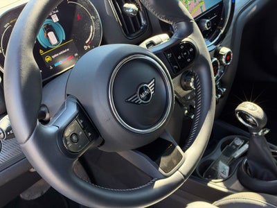2023 MINI COUNTRYMAN Base