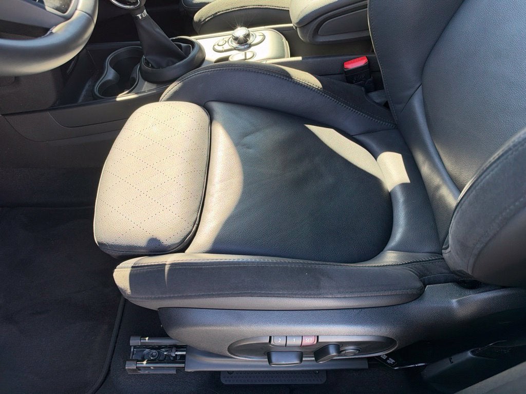 2023 MINI COUNTRYMAN Base