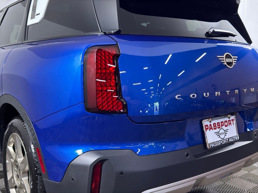 2025 MINI Cooper S Countryman Iconic
