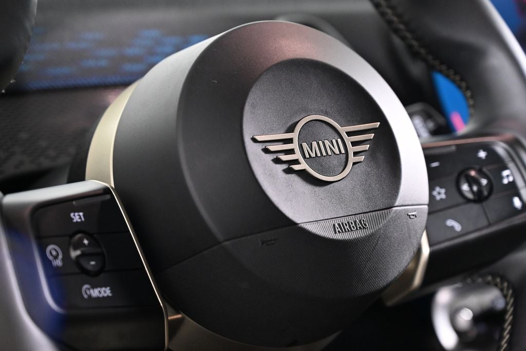 2025 MINI Cooper S Countryman Signature Plus
