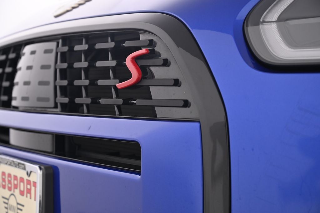 2025 MINI Cooper S Countryman Signature Plus